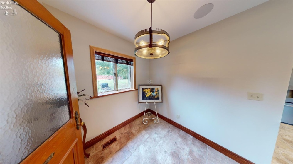 2484 Buckland Avenue, Fremont, 43420, 3 Bedrooms Bedrooms, ,2 BathroomsBathrooms,Residential,For Sale,Buckland,20252302 2484 Buckland Avenue, Fremont, 43420, 3 Bedrooms Bedrooms, ,2 BathroomsBathrooms,Residential,For Sale,Buckland,20252302