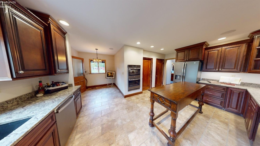 2484 Buckland Avenue, Fremont, 43420, 3 Bedrooms Bedrooms, ,2 BathroomsBathrooms,Residential,For Sale,Buckland,20252302 2484 Buckland Avenue, Fremont, 43420, 3 Bedrooms Bedrooms, ,2 BathroomsBathrooms,Residential,For Sale,Buckland,20252302