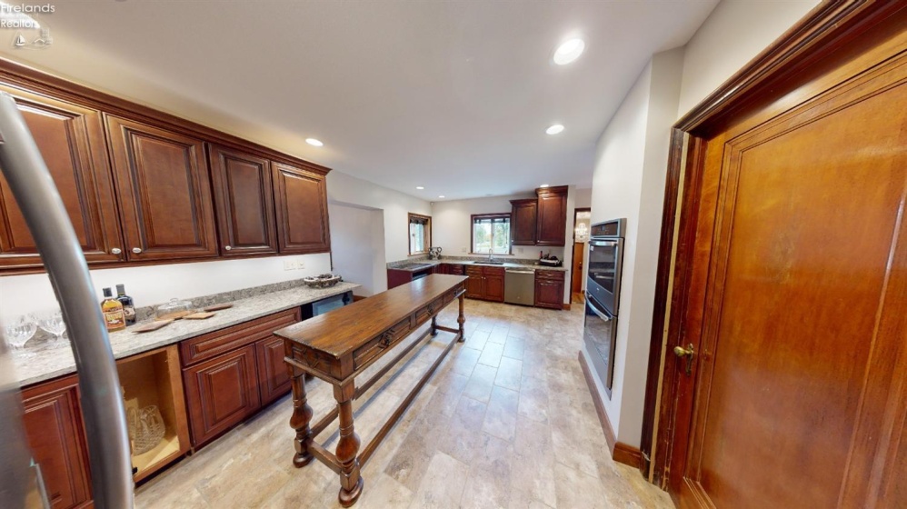 2484 Buckland Avenue, Fremont, 43420, 3 Bedrooms Bedrooms, ,2 BathroomsBathrooms,Residential,For Sale,Buckland,20252302 2484 Buckland Avenue, Fremont, 43420, 3 Bedrooms Bedrooms, ,2 BathroomsBathrooms,Residential,For Sale,Buckland,20252302