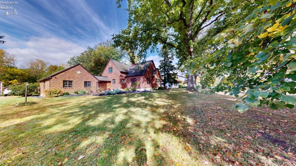 2484 Buckland Avenue, Fremont, 43420, 3 Bedrooms Bedrooms, ,2 BathroomsBathrooms,Residential,For Sale,Buckland,20252302 2484 Buckland Avenue, Fremont, 43420, 3 Bedrooms Bedrooms, ,2 BathroomsBathrooms,Residential,For Sale,Buckland,20252302