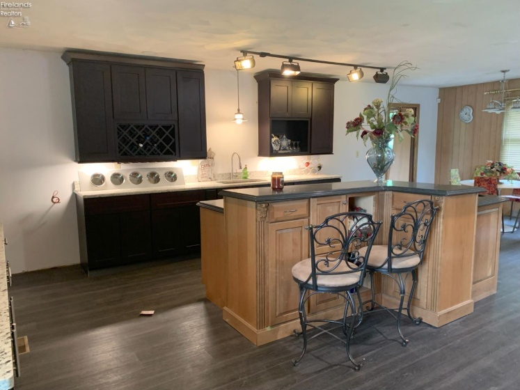 2484 Buckland Avenue, Fremont, 43420, 3 Bedrooms Bedrooms, ,2 BathroomsBathrooms,Residential,For Sale,Buckland,20252302 2484 Buckland Avenue, Fremont, 43420, 3 Bedrooms Bedrooms, ,2 BathroomsBathrooms,Residential,For Sale,Buckland,20252302