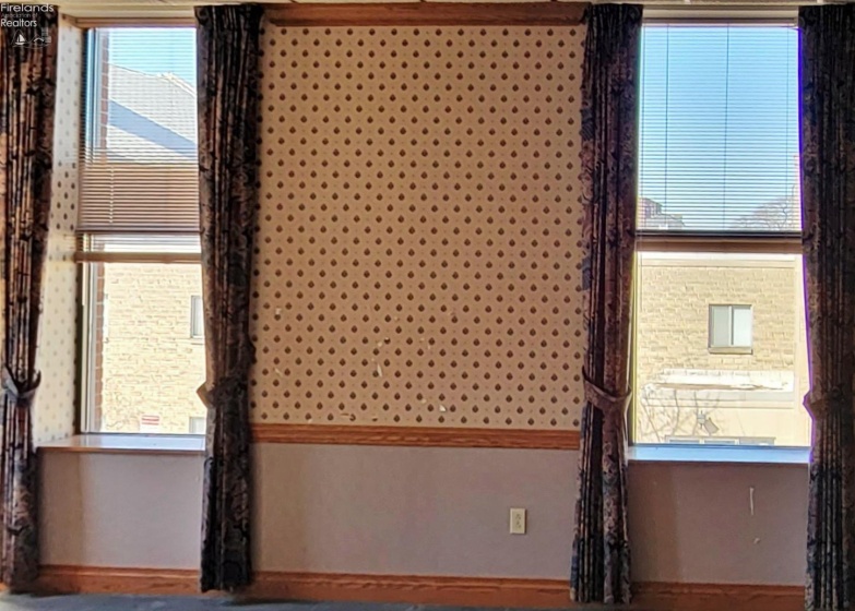 237 Washington Row, Sandusky, 44870, ,Commercial For Lease,For Lease,Washington Row,20253049