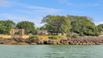 4520 Cliff Road, Port Clinton, 43452, 3 Bedrooms Bedrooms, ,3 BathroomsBathrooms,Residential,For Sale,Cliff,20252404