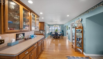 4520 Cliff Road, Port Clinton, 43452, 3 Bedrooms Bedrooms, ,3 BathroomsBathrooms,Residential,For Sale,Cliff,20252404