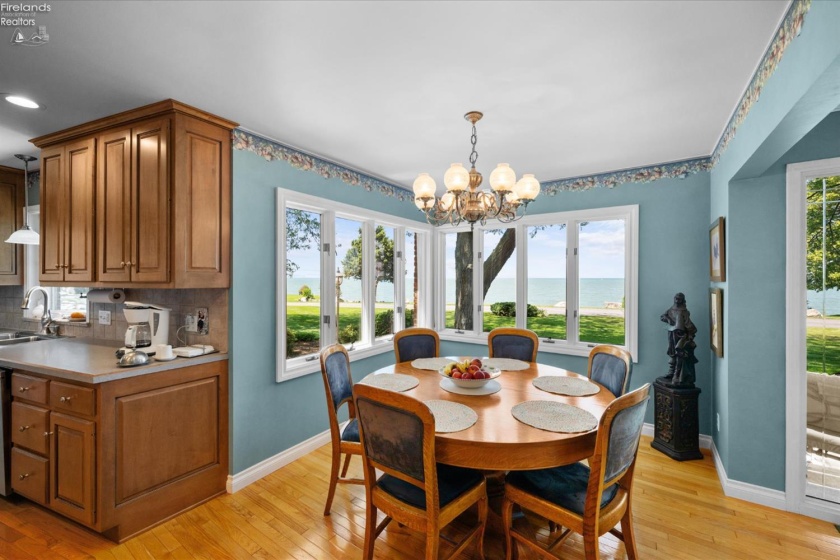 4520 Cliff Road, Port Clinton, 43452, 3 Bedrooms Bedrooms, ,3 BathroomsBathrooms,Residential,For Sale,Cliff,20252404