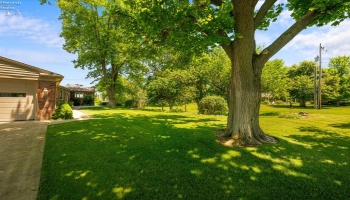4520 Cliff Road, Port Clinton, 43452, 3 Bedrooms Bedrooms, ,3 BathroomsBathrooms,Residential,For Sale,Cliff,20252404