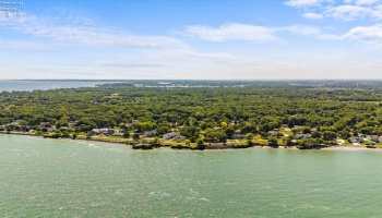 4520 Cliff Road, Port Clinton, 43452, 3 Bedrooms Bedrooms, ,3 BathroomsBathrooms,Residential,For Sale,Cliff,20252404