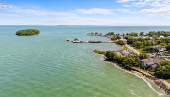 4520 Cliff Road, Port Clinton, 43452, 3 Bedrooms Bedrooms, ,3 BathroomsBathrooms,Residential,For Sale,Cliff,20252404