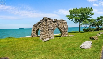 4520 Cliff Road, Port Clinton, 43452, 3 Bedrooms Bedrooms, ,3 BathroomsBathrooms,Residential,For Sale,Cliff,20252404