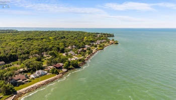 4520 Cliff Road, Port Clinton, 43452, 3 Bedrooms Bedrooms, ,3 BathroomsBathrooms,Residential,For Sale,Cliff,20252404