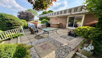 10 Pinewood Drive, Tiffin, 44883, 3 Bedrooms Bedrooms, ,2 BathroomsBathrooms,Residential,For Sale,Pinewood,20252386