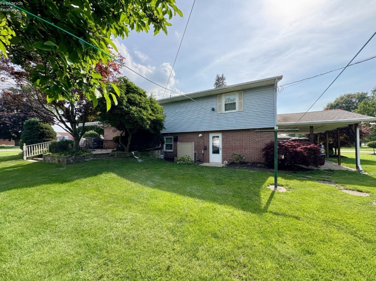 10 Pinewood Drive, Tiffin, 44883, 3 Bedrooms Bedrooms, ,2 BathroomsBathrooms,Residential,For Sale,Pinewood,20252386