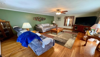 10 Pinewood Drive, Tiffin, 44883, 3 Bedrooms Bedrooms, ,2 BathroomsBathrooms,Residential,For Sale,Pinewood,20252386
