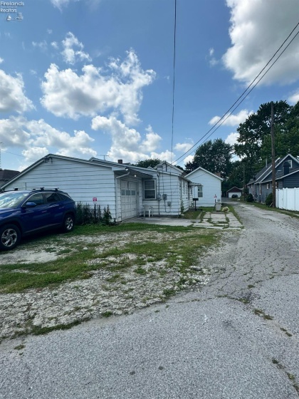 520 Union Street, Fostoria, 44830, ,Multiple Units,For Sale,Union,20253073