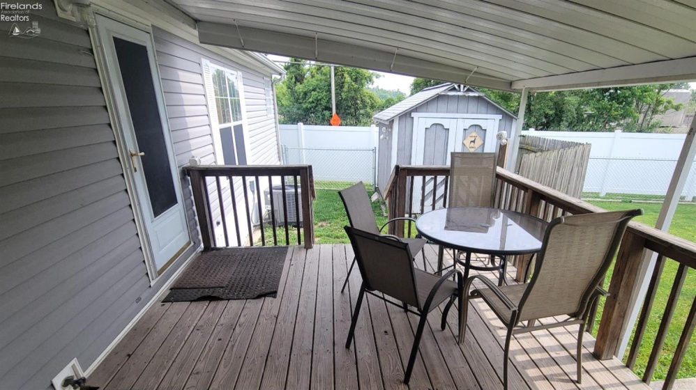 1729 Briarcrest Drive, Port Clinton, 43452, 3 Bedrooms Bedrooms, ,2 BathroomsBathrooms,Residential,For Sale,Briarcrest,20252135