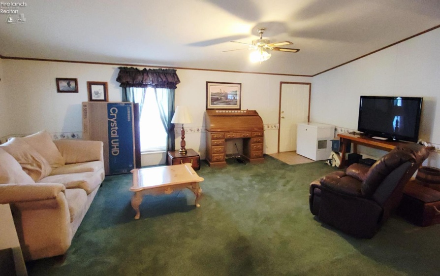 1729 Briarcrest Drive, Port Clinton, 43452, 3 Bedrooms Bedrooms, ,2 BathroomsBathrooms,Residential,For Sale,Briarcrest,20252135