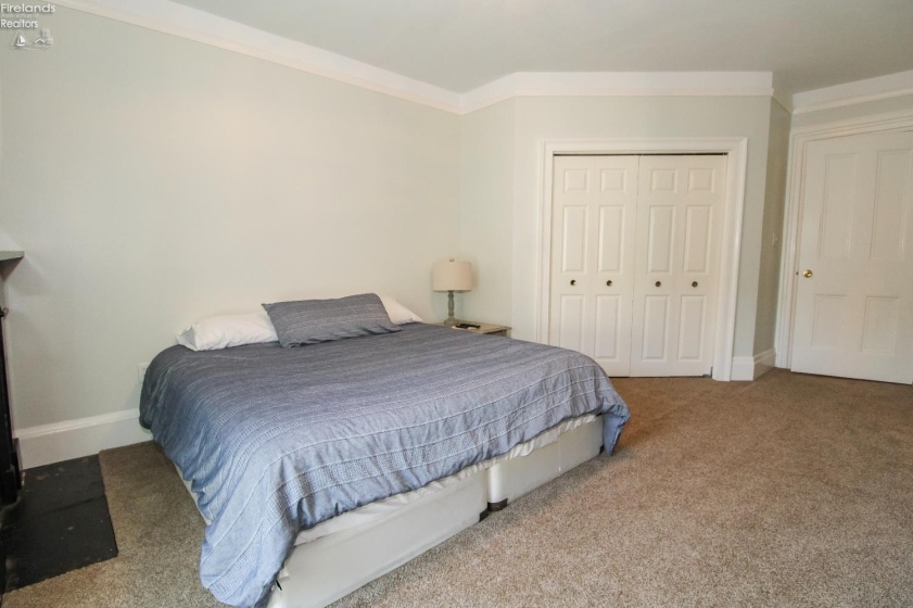 206 Southwest Street, Bellevue, 44811, ,Multiple Units,For Sale,Southwest,20252914