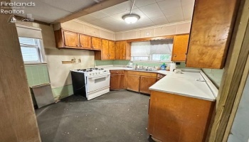 621 McDonough Street, Sandusky, 44870, ,Multiple Units,For Sale,McDonough,20252983