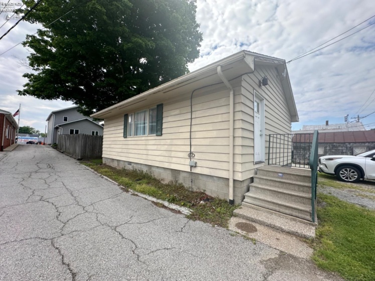 9 Herrick, Monroeville, 44847, ,Commercial,For Sale,Herrick,20253172