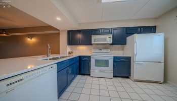 32 Marina Point Drive, Sandusky, 44870, 2 Bedrooms Bedrooms, ,2 BathroomsBathrooms,Residential,For Sale,Marina Point,20252509
