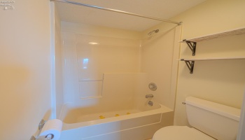 32 Marina Point Drive, Sandusky, 44870, 2 Bedrooms Bedrooms, ,2 BathroomsBathrooms,Residential,For Sale,Marina Point,20252509