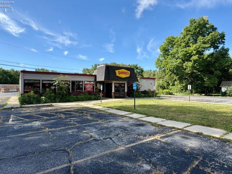 315 Market Street, Tiffin, 44883, ,Commercial For Lease,For Lease,Market,20253309