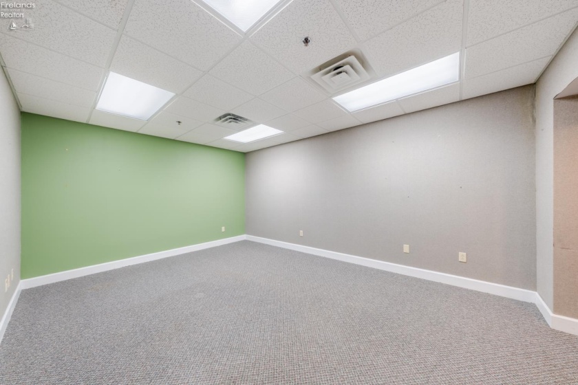 205 Catawba Road, Port Clinton, 43452, ,Commercial For Lease,For Lease,Catawba,20253051