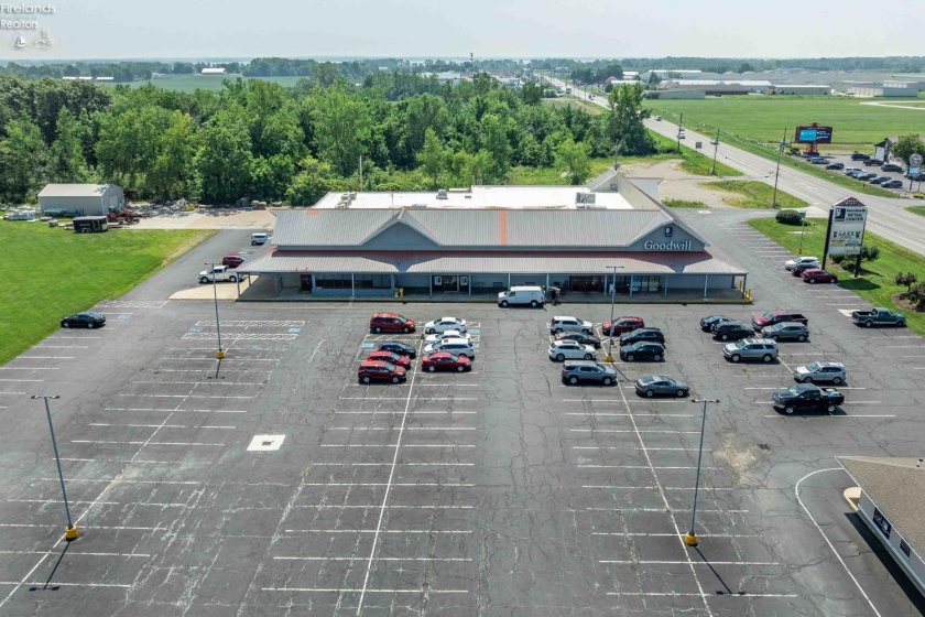 205 Catawba Road, Port Clinton, 43452, ,Commercial For Lease,For Lease,Catawba,20253051