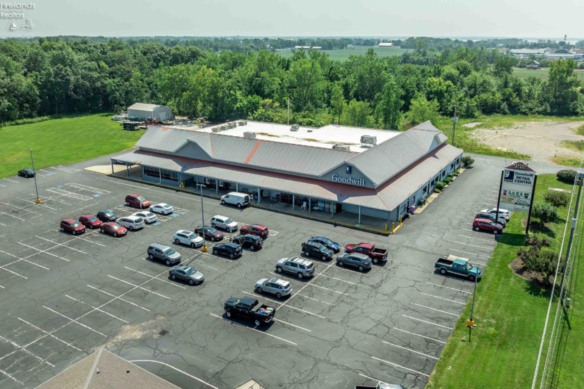 205 Catawba Road, Port Clinton, 43452, ,Commercial For Lease,For Lease,Catawba,20253051