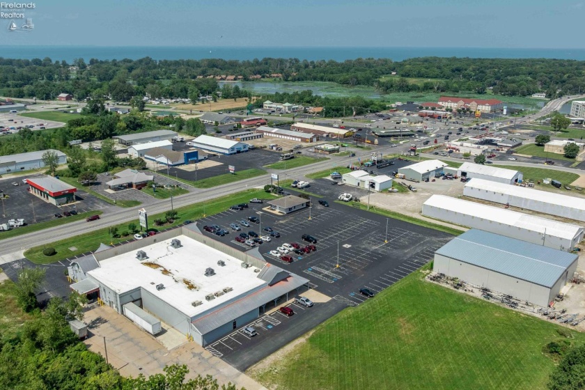 205 Catawba Road, Port Clinton, 43452, ,Commercial For Lease,For Lease,Catawba,20253051