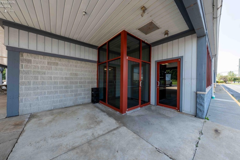 205 Catawba Road, Port Clinton, 43452, ,Commercial For Lease,For Lease,Catawba,20253051