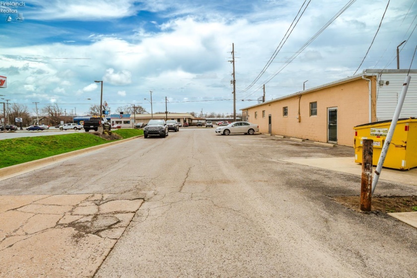 423 Perkins Avenue, Sandusky, 44870, ,Commercial,For Sale,Perkins,20253324