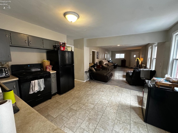 12511 Plover Street, Lakewood, 44107, ,Multiple Units,For Sale,Plover,20253331