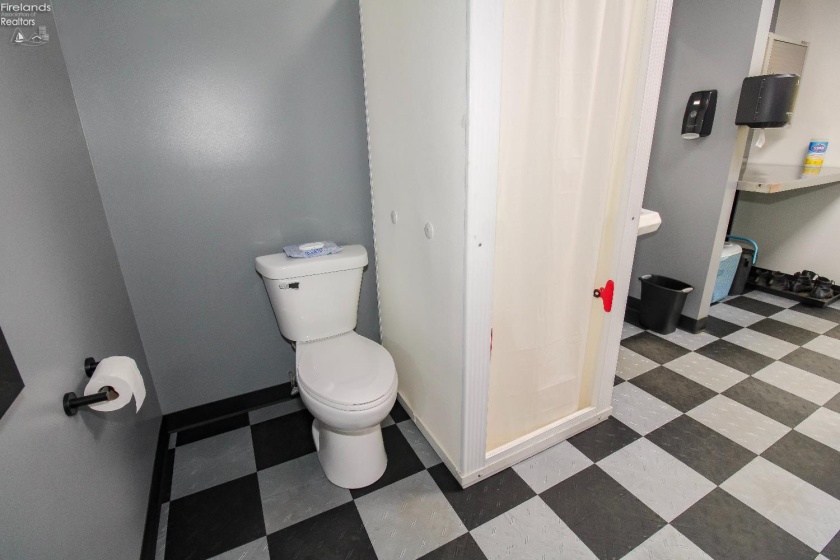 1508 Edgewater Avenue, Sandusky, 44870, ,Commercial,For Sale,Edgewater,20253164