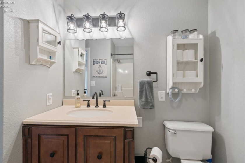 8864 Canada Goose Court, Oak Harbor, 43449, 1 Bedroom Bedrooms, ,1 BathroomBathrooms,Residential For Lease,For Lease,Canada Goose,20253367