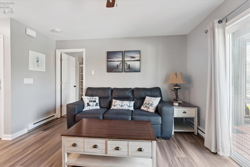 8864 Canada Goose Court, Oak Harbor, 43449, 1 Bedroom Bedrooms, ,1 BathroomBathrooms,Residential For Lease,For Lease,Canada Goose,20253367