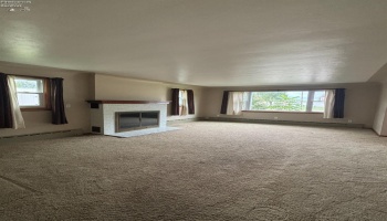 2 Kniffin Street, Greenwich, 44837, 2 Bedrooms Bedrooms, ,2 BathroomsBathrooms,Residential For Lease,For Lease,Kniffin,20253435