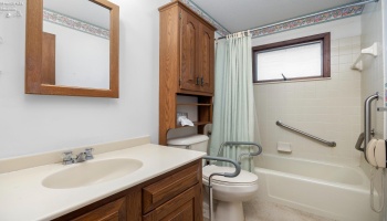 718 Vine Avenue, Marblehead, 43440, ,Multiple Units,For Sale,Vine,20253329