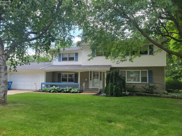 807 Harrison Street, Port Clinton, 43452, 4 Bedrooms Bedrooms, ,3 BathroomsBathrooms,Residential,For Sale,Harrison,20252412