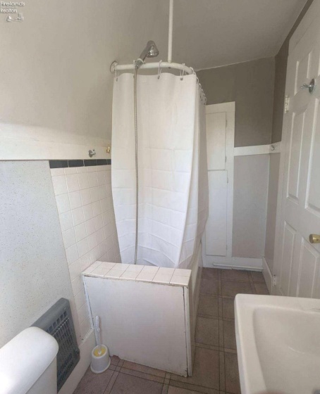 40 Norwood Avenue, Norwalk, 44857, ,Multiple Units,For Sale,Norwood,20253267