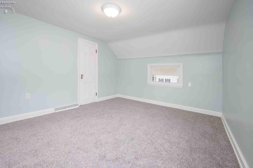 414 Hayes Avenue, Fremont, 43420, 3 Bedrooms Bedrooms, ,1 BathroomBathrooms,Residential,For Sale,Hayes,20252123
