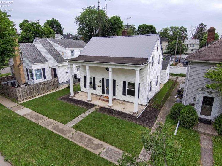 414 Hayes Avenue, Fremont, 43420, 3 Bedrooms Bedrooms, ,1 BathroomBathrooms,Residential,For Sale,Hayes,20252123