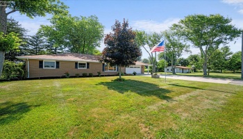 699 Toussaint South Road, Oak Harbor, 43449, 3 Bedrooms Bedrooms, ,2 BathroomsBathrooms,Residential,For Sale,Toussaint South,20252405 699 Toussaint South Road, Oak Harbor, 43449, 3 Bedrooms Bedrooms, ,2 BathroomsBathrooms,Residential,For Sale,Toussaint South,20252405