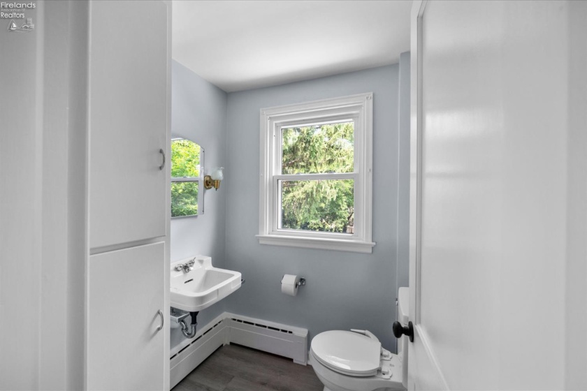 317 pine, Woodville, 43469, 3 Bedrooms Bedrooms, ,2 BathroomsBathrooms,Residential,For Sale,pine,20252440