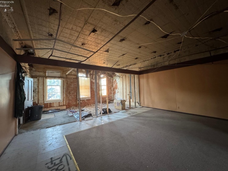 14 Main St, Plymouth, 44865, ,Commercial,For Sale,Main St,20253441