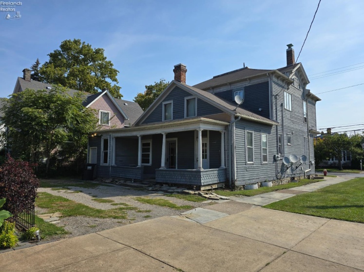 1427 Campbell Street, Sandusky, 44870, ,Multiple Units,For Sale,Campbell,20253570