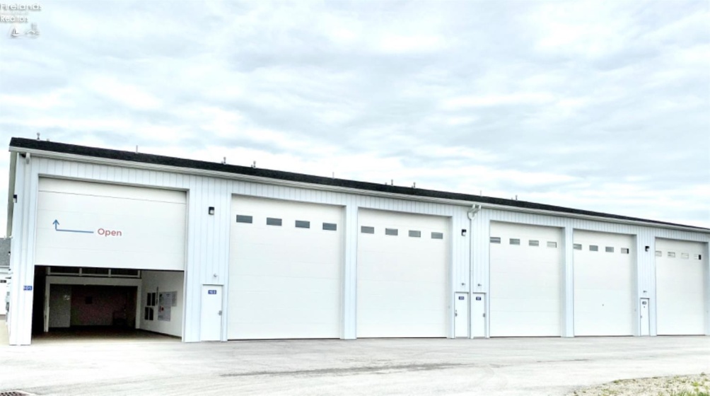 3720 Clean St, Port Clinton, 43452, ,Commercial,For Sale,Clean St,20253593
