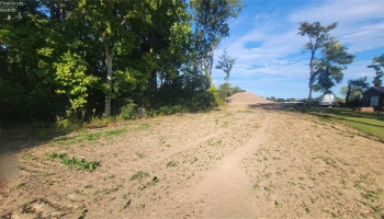 4255 Sandra Drive, Port Clinton, 43452, ,Land,For Sale,Sandra,20253599