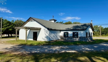 720 Medina St, Lodi, 44256, ,Commercial,For Sale,Medina St,20253432