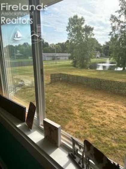 305 Tenth Street, Sycamore, 44882, 5 Bedrooms Bedrooms, ,5 BathroomsBathrooms,Residential For Lease,For Lease,Tenth,20253703